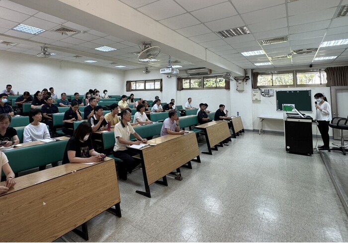 檔案管理承辦人說明相關規定